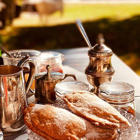Un Banc au Soleil Bed & Breakfast Marsilly  Exterior foto