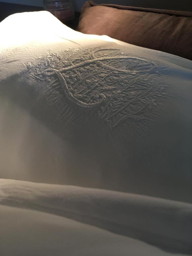 Un Banc au Soleil Bed & Breakfast Marsilly  Exterior foto
