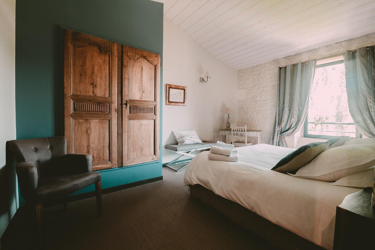 Un Banc au Soleil Bed & Breakfast Marsilly  Exterior foto