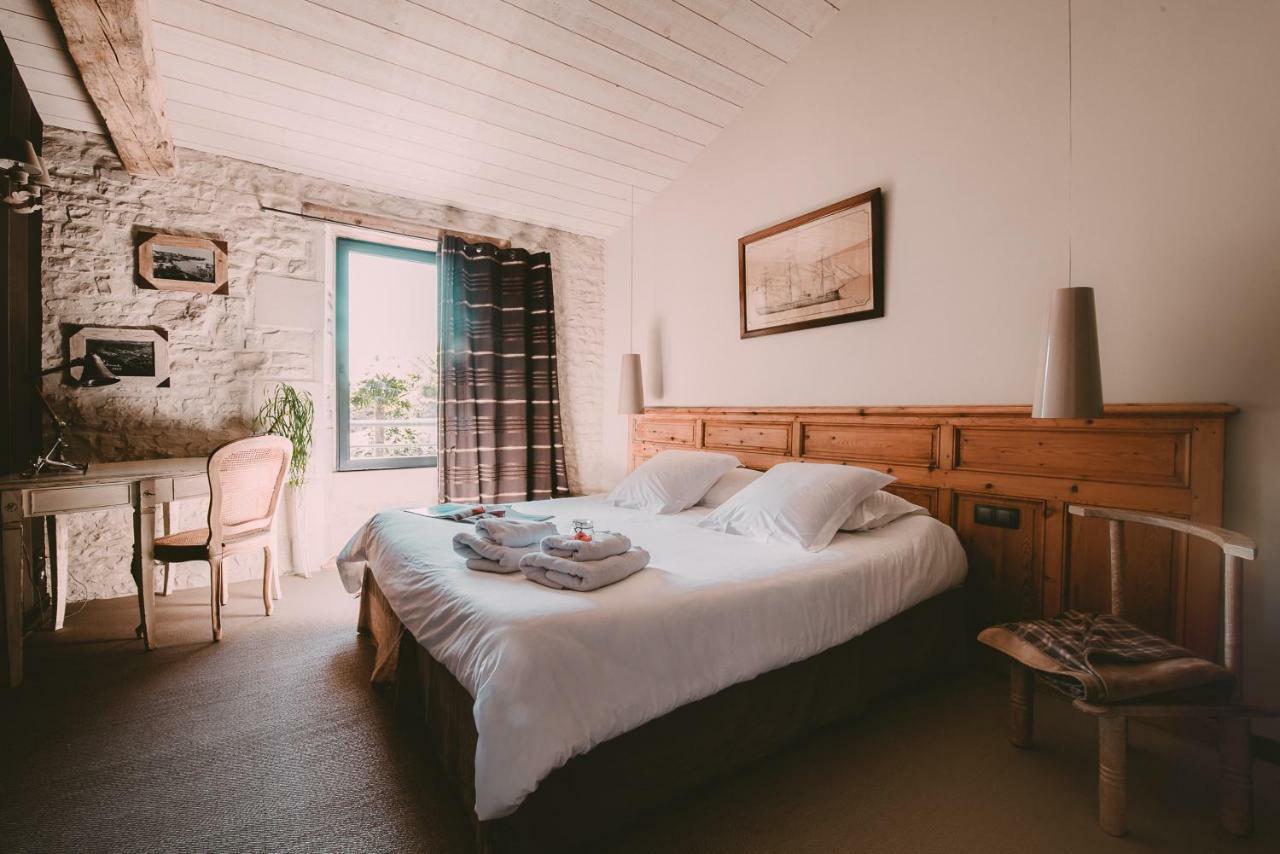 Un Banc au Soleil Bed & Breakfast Marsilly  Exterior foto